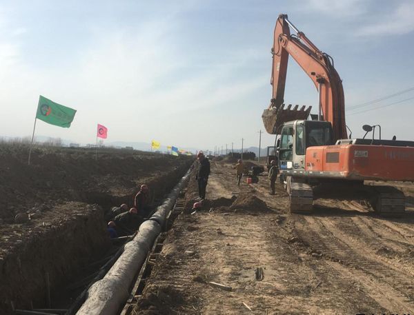 平?jīng)鲢垂驹诮椖咳骈_工，實現(xiàn)項目建設(shè)“開門紅”(圖4)