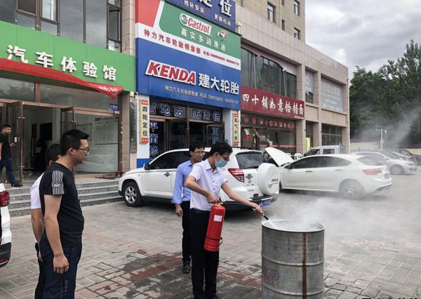 泓源新能源公司、出租車公司聯(lián)合開展消防安全演練(圖3)
